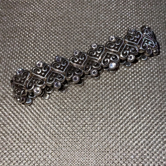 Heart Stretch Bracelet - Picture 7 of 10